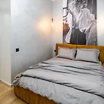 Romari дарії гусяк 12 Apartamento *