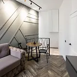 Romari дарії гусяк 12 Leópolis
