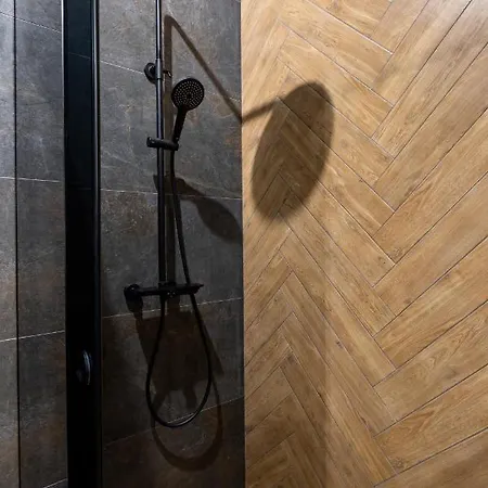 Romari оперний театр вул таманська 12 Apartment *