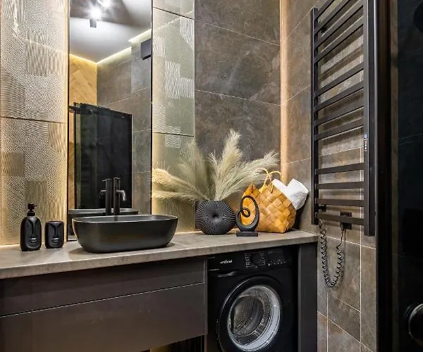 Romari дарії гусяк 12 * לבוב