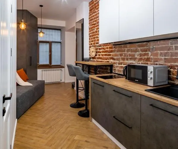 Romari дарії гусяк 12 شقة إلفيف