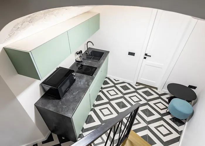 Romari дарії гусяк 12 إلفيف