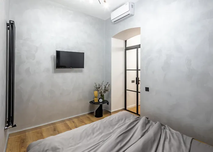 Romari дарії гусяк 12 *